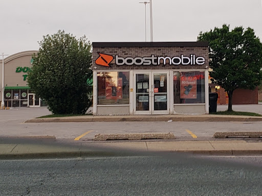 Telecommunications Service Provider «Boost Mobile Store», reviews and photos, 558 Mannheim Rd, Hillside, IL 60162, USA