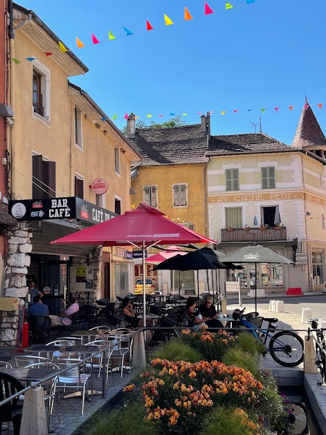 Café Du Commerce à Yenne (Savoie 73)