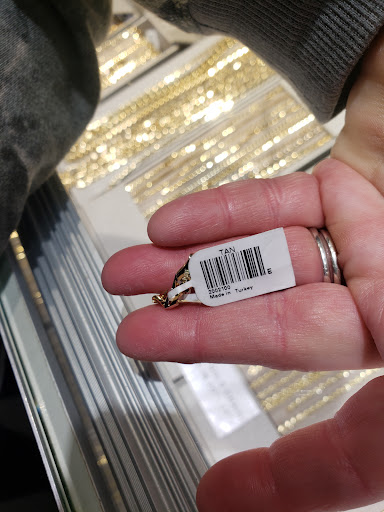 Jewelry Store «Kay Jewelers Outlet», reviews and photos, 360 Opry Mills Dr, Nashville, TN 37214, USA