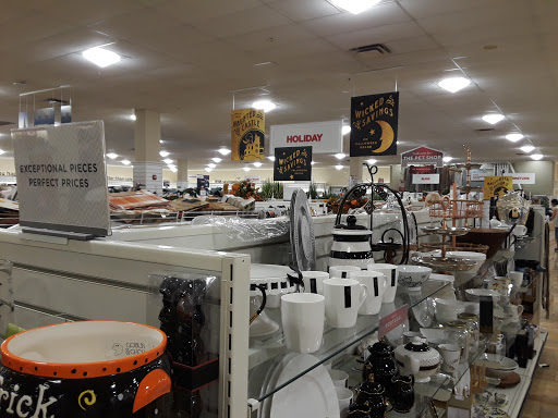 Department Store «T.J. Maxx & HomeGoods», reviews and photos, 105 Middlesex Ave, Somerville, MA 02145, USA