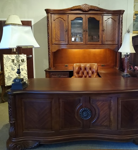 Furniture Store «Bucks County Estate Traders», reviews and photos, 401 W Walnut St, Perkasie, PA 18944, USA