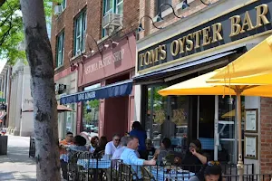 Tom's Oyster Bar image