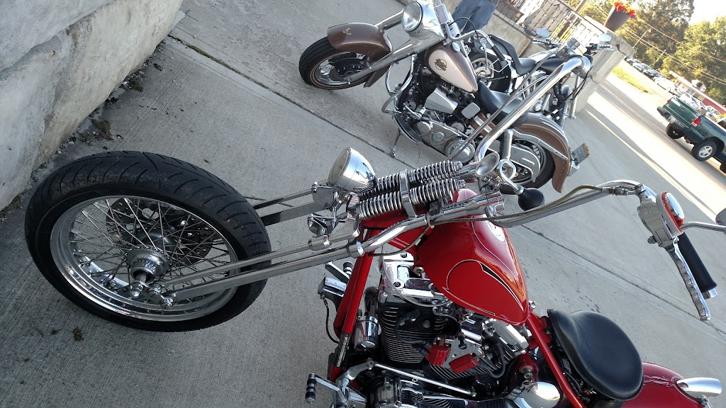 Cuzn'z Bar and Grill 43018