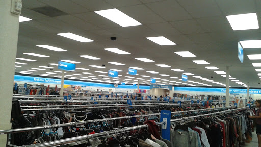 Clothing Store «Ross Dress for Less», reviews and photos, 2151 N Harris Blvd, Layton, UT 84041, USA