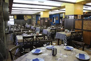 Restaurante El Acebo image