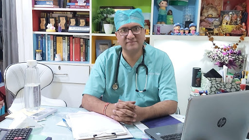 Dr Ashish Gupta Best Pediatrician Child Newborn Specialist Vaccination Clinic in South Delhi, Delhi NCR, Book ONLINE CONSULTATION