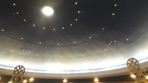 Movie Theater «Regal Cinemas Crossroads 20 & IMAX», reviews and photos, 501 Caitboo Ave, Cary, NC 27518, USA