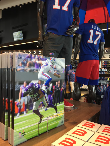 Sportswear Store «The Bills Store», reviews and photos, 1 Bills Dr, Orchard Park, NY 14127, USA