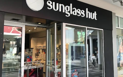 Sunglass Hut image