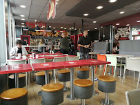 Atmosphère du Restaurant KFC Carcassonne - n°2