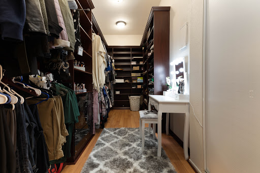 Eric Cussimonio Realtor image