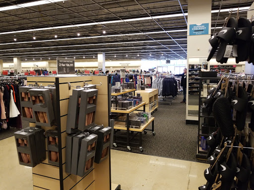 Department Store «Nordstrom Rack Potomac Mills», reviews and photos, 2700 Potomac Mills Cir, Woodbridge, VA 22192, USA