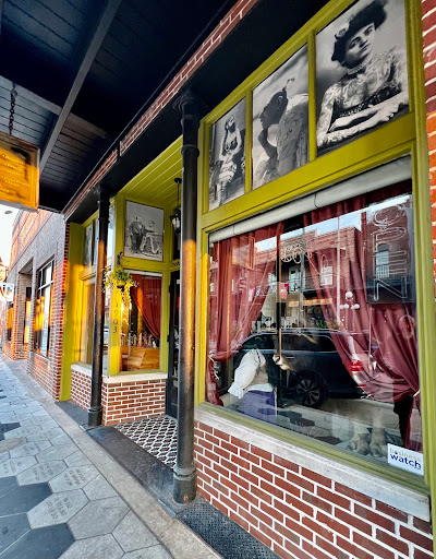 Art Gallery «Dysfunctional Grace Art Co», reviews and photos, 1903 E 7th Ave, Tampa, FL 33605, USA