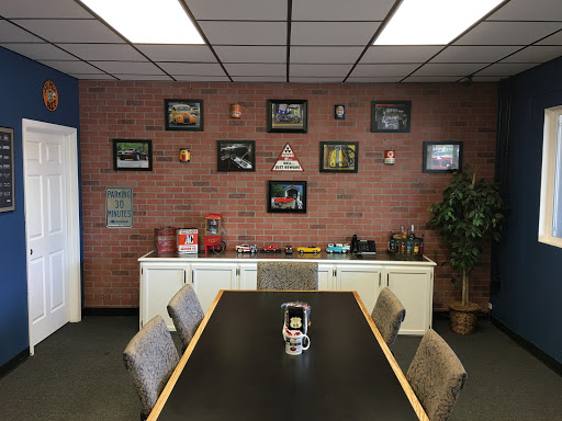 Used Car Dealer «Hyland Auto Sales», reviews and photos, 1517 S A St, Springfield, OR 97477, USA