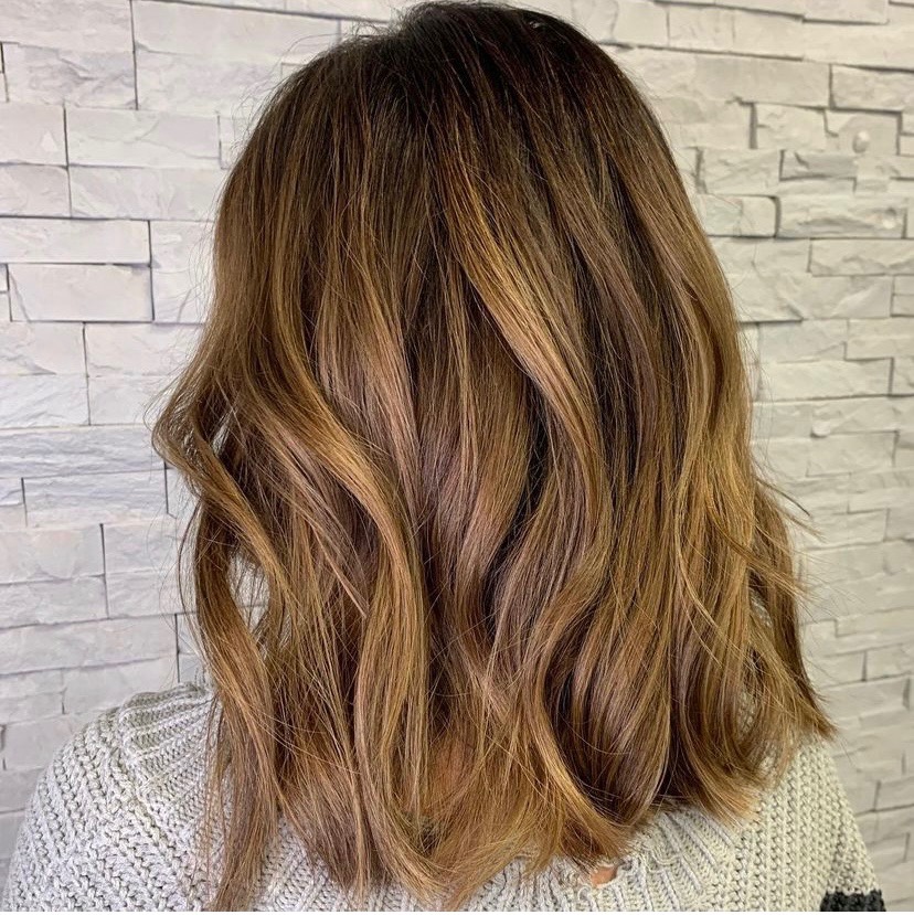 Deluca Salon 07747