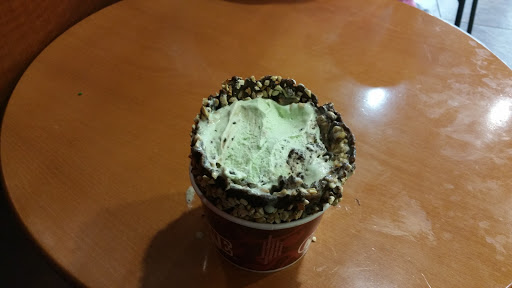 Ice Cream Shop «Cold Stone Creamery», reviews and photos, 35732 Van Dyke, Sterling Heights, MI 48312, USA