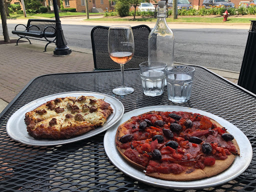 Gastropub «Tuscan Market & Wine Shop», reviews and photos, 141 W Wing St, Arlington Heights, IL 60005, USA