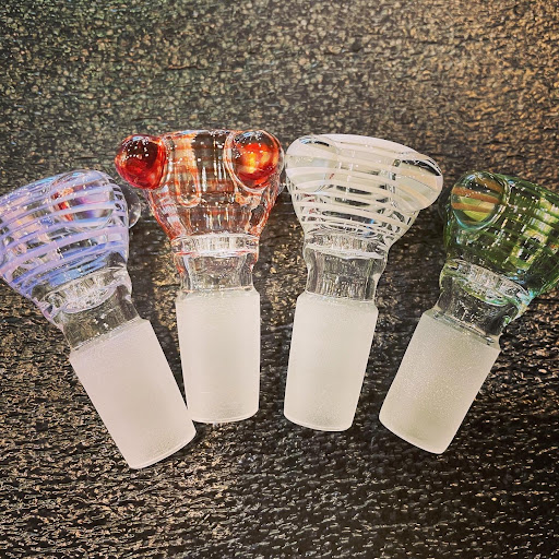 Tobacco Shop «Funky Bean Smoke Shop», reviews and photos, 1163 N Farnsworth Ave, Aurora, IL 60505, USA