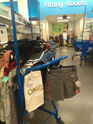 Clothing Store «Ross Dress for Less», reviews and photos, 3203 N State Rd 7, Lauderdale Lakes, FL 33319, USA