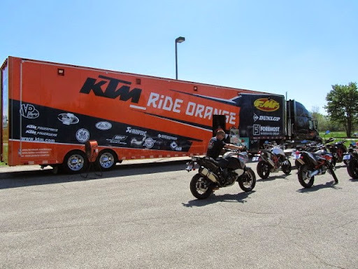 Motorcycle Dealer «Village MotorSports of Holland», reviews and photos, 13035 New Holland St, Holland, MI 49424, USA