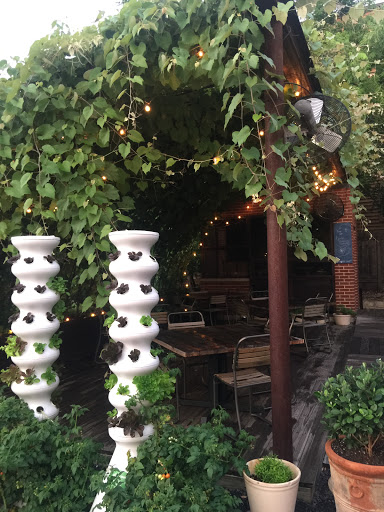 American Restaurant «Dai Due», reviews and photos, 2406 Manor Rd, Austin, TX 78722, USA