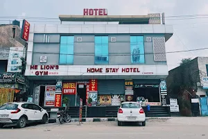 Home Stay Hotel image