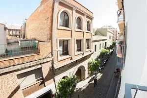 Sant Jordi Hostels Gracia image