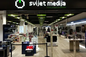 WORLD MEDIA, Mall of Split image