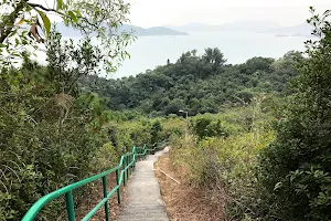 Peng Chau Finger Hill Sitting-out Area image