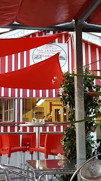 Atmosphère du Bar-restaurant à huîtres Chez Baleste - Cabane 12 à Audenge - n°20