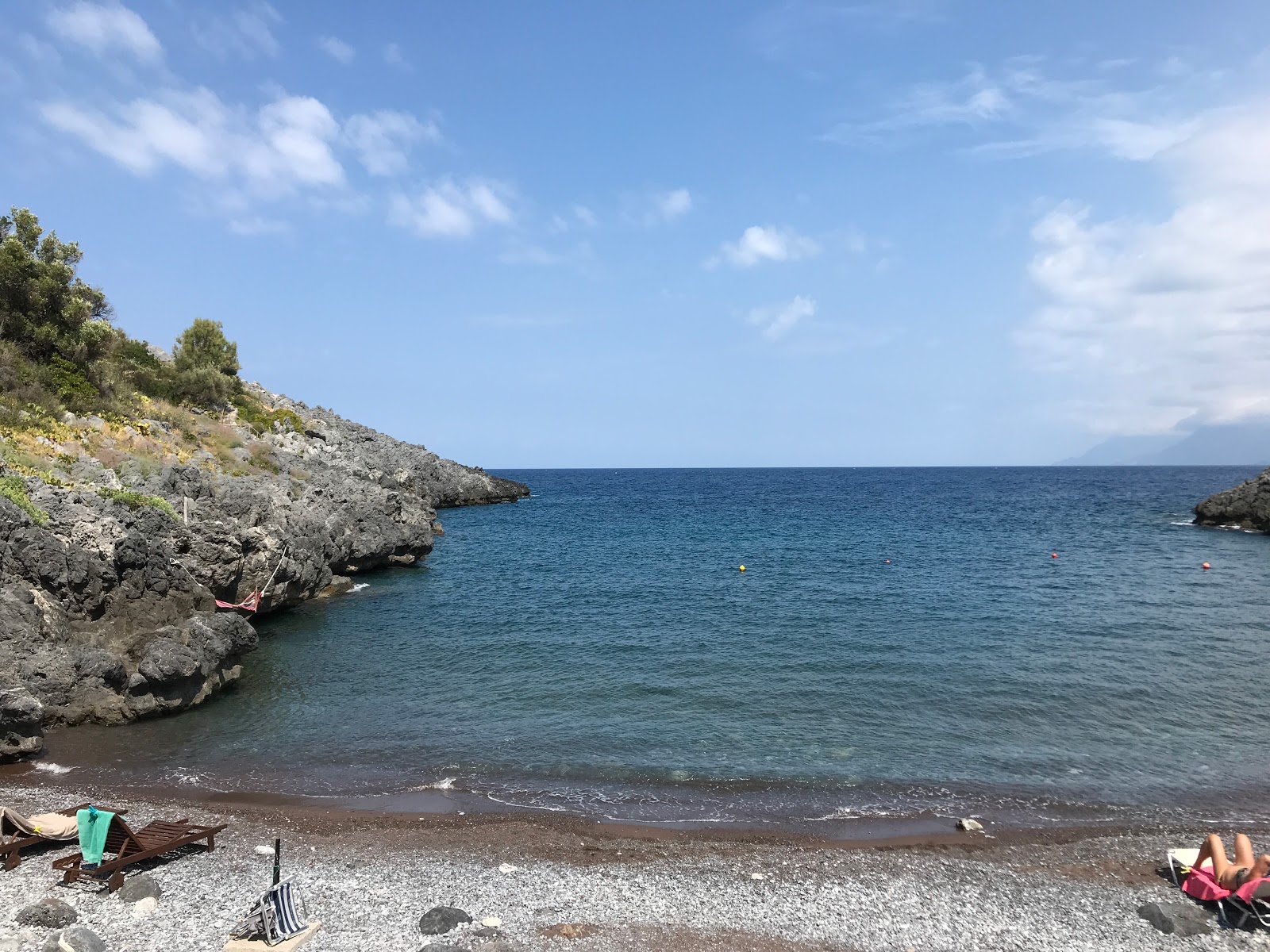 Fotografie cu Limnionas 2 beach cu o suprafață de apa pură turcoaz
