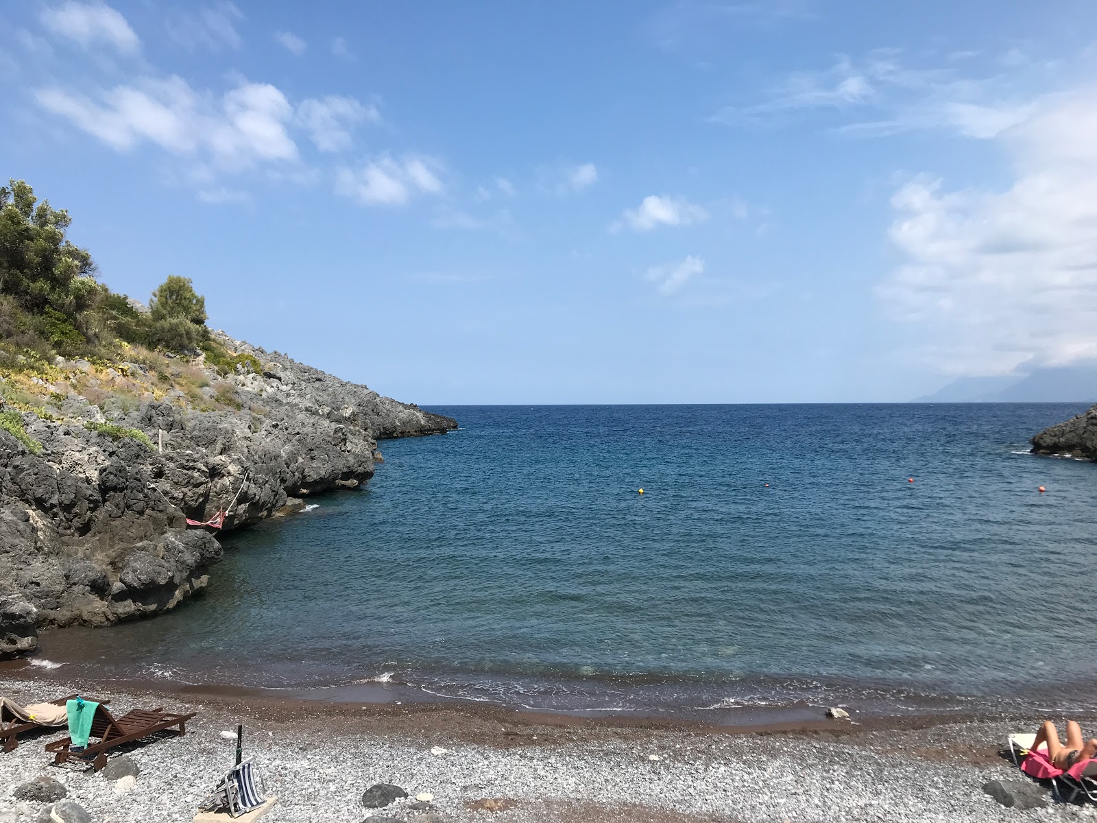 Φωτογραφία του Limnionas 2 beach με καθαρό νερό επιφάνεια