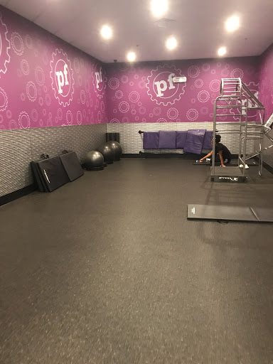Planet Fitness image