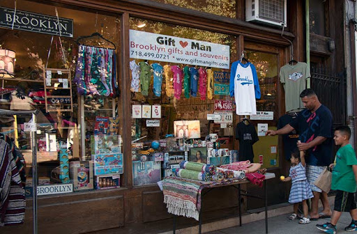 Gift Shop «Gift Man: Brooklyn Gifts & Souvenirs {Est.1982}», reviews and photos, 176 5th Ave, Brooklyn, NY 11217, USA
