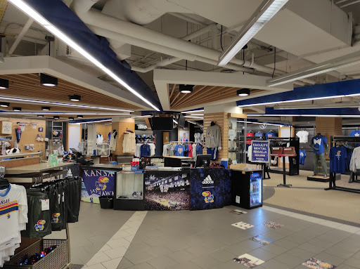 Book Store «KU Bookstore», reviews and photos, 1301 Jayhawk Blvd, Lawrence, KS 66045, USA