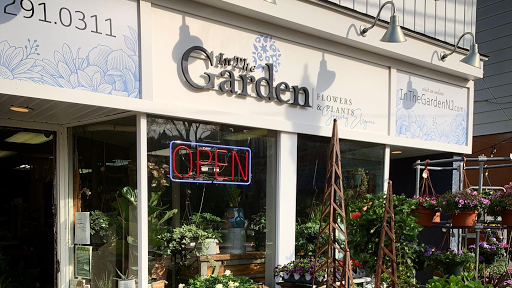 In The Garden, 69 Waterwitch Ave, Highlands, NJ 07732, USA, 