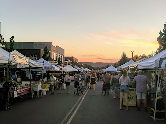 Kendall Yards Night Market