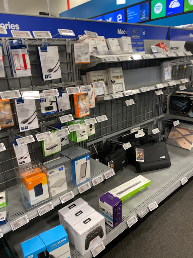 Electronics Store «Best Buy», reviews and photos, 8923 Bay Pkwy, Brooklyn, NY 11214, USA