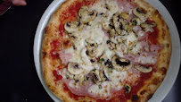 Pizza du Pizzeria Just Italian à Saint-Bonnet-de-Mure - n°16
