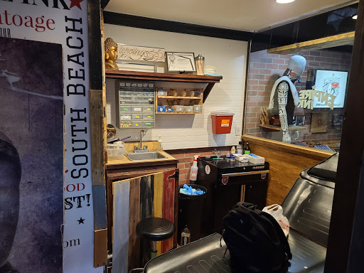 Tattoo Shop «Empire Ink Tattoo», reviews and photos, 710 Washington Ave #5, Miami Beach, FL 33139, USA