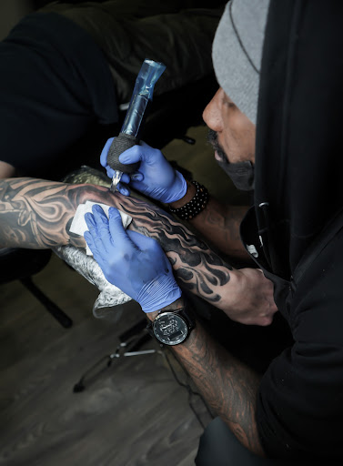 Explore statue of liberty tattoo ideas, creative tattoo ideas in Schaumburg, available at Urban Rebels Ink