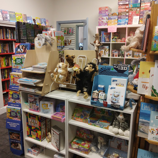 Book Store «Three Sisters Books & Gifts, LLC», reviews and photos, 7 Public Square, Shelbyville, IN 46176, USA