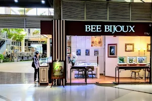 Bee Bijoux image