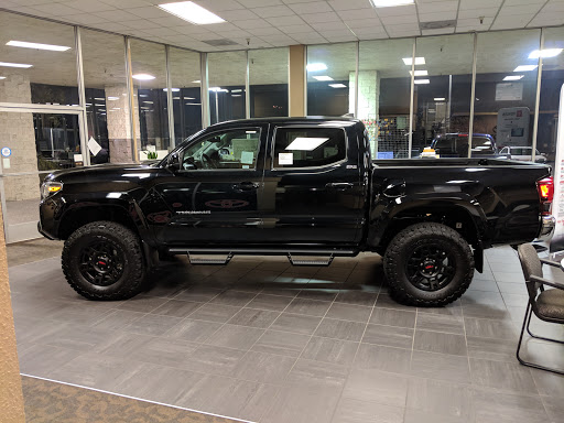 Toyota Dealer «Auburn Toyota», reviews and photos, 800 Nevada St, Auburn, CA 95603, USA
