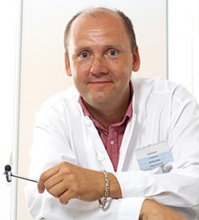 Dr. Elek Emil Miklós - Ortopéd szakorvos , gerincgyógyász