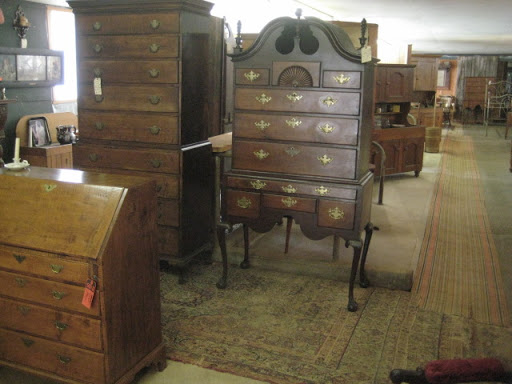 Antique Furniture Store «Hogback Vintage», reviews and photos, 260 Langdell Rd, Johnson, VT 05656, USA