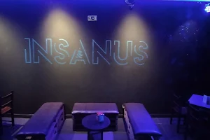 Insanus Bar image