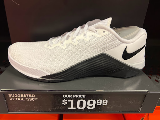 Sportswear Store «Nike», reviews and photos, 1261 Woodward Ave, Detroit, MI 48226, USA