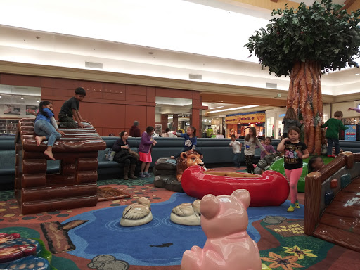 Shopping Mall «Spotsylvania Towne Centre», reviews and photos, 137 Spotsylvania Mall Dr, Fredericksburg, VA 22407, USA