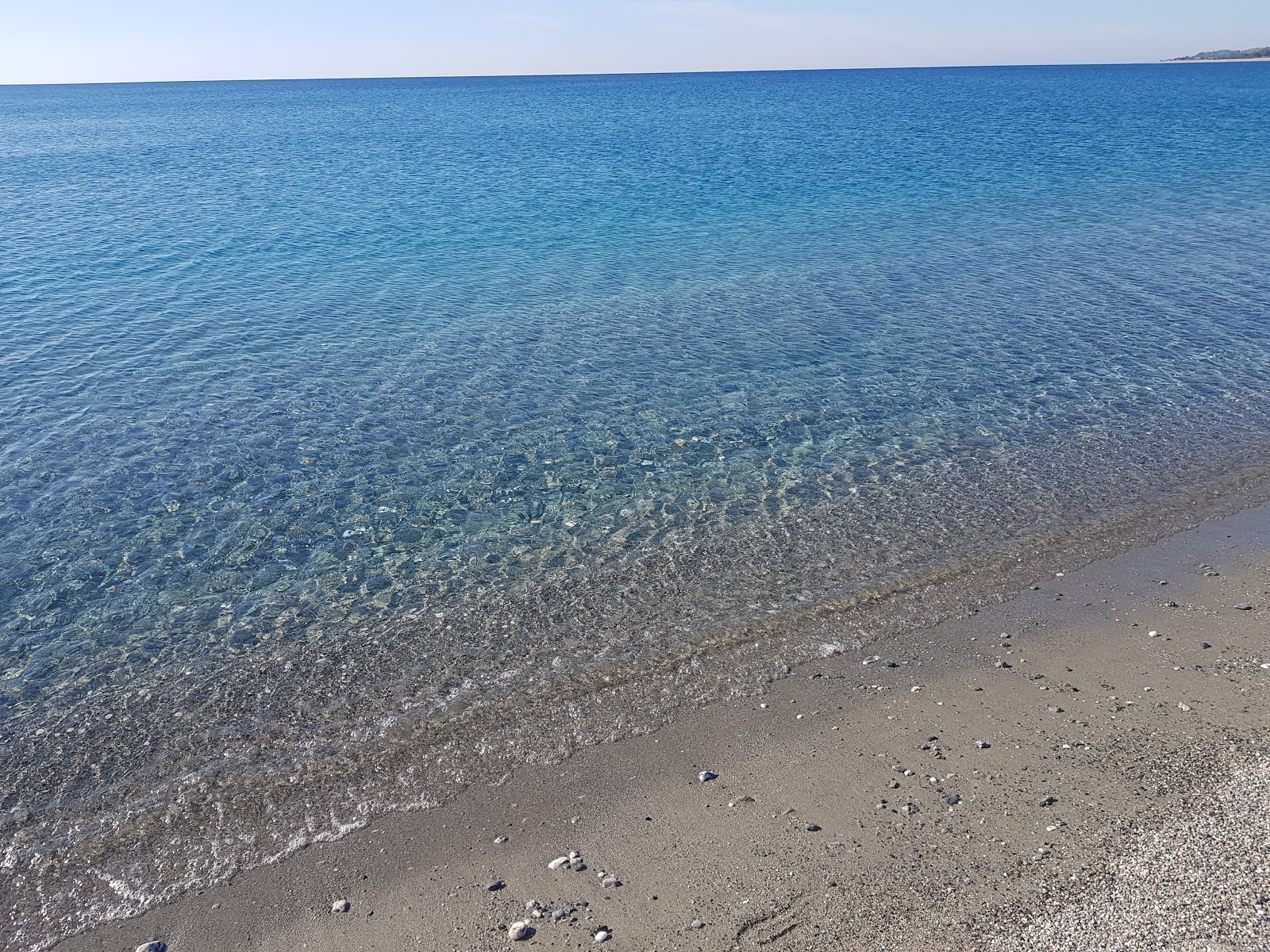 Foto di Spiaggia Cafarone area parzialmente ristrutturata